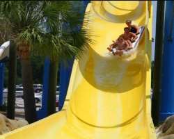You can enjoy a ride at Dune racer, Gold Rush, and Rainbow Falls or you can have fun with ski at flow rider.